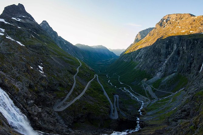 Trollstigen, The Land Of The Trolls - Krikebrua: hike 3 to 4 minutes to a rock bridge and a waterfall view