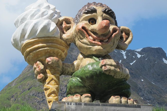 Trollstigen, The Land Of The Trolls - Trollstigen foothill and Drift As: extra photo angles plus time for souvenirs and snacks