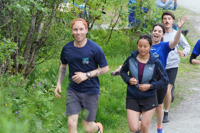Tromsø Adventure Run: Guided through the Arctic Capital. 6km - Key highlights at a glance