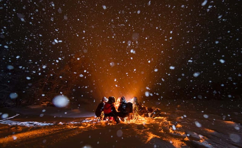 Tromsø: All inclusive Aurora Hunt with photos, food & drinks - Should you book this Tromsø Aurora Hunt?