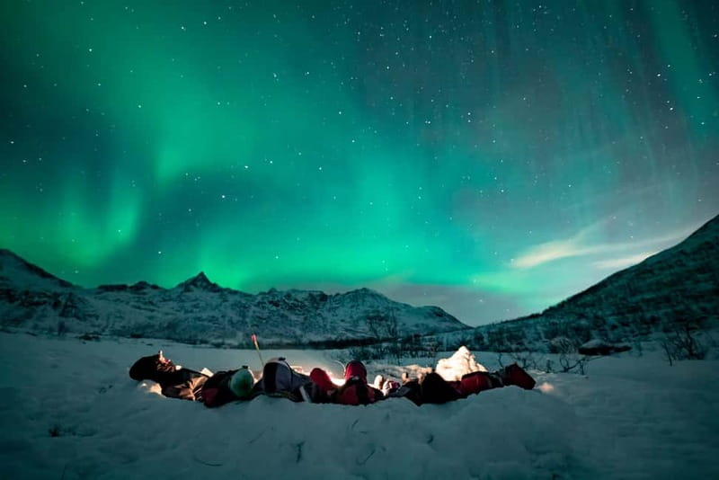 Tromsø: All inclusive Aurora Hunt with photos, food & drinks - How the night unfolds: camps, a photo viewpoint, and lots of waiting with purpose