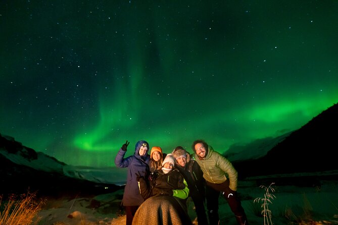 Tromsø Aurora Tour For All - Why a Tromso aurora tour with warm gear is a smart move