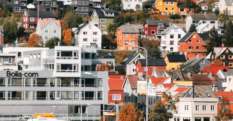 Tromsø: Capture the most Photogenic Spots with a Local - Price and Value: What $128 Buys You in Tromsø