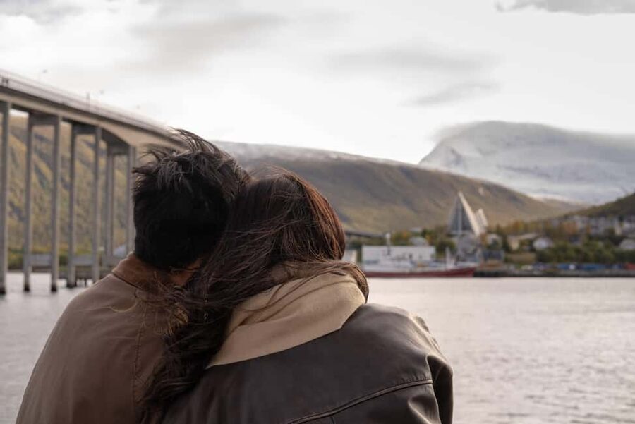 Tromsø: City Highlights Walking Tour - Old Town streets, colorful houses, and the nickname debate