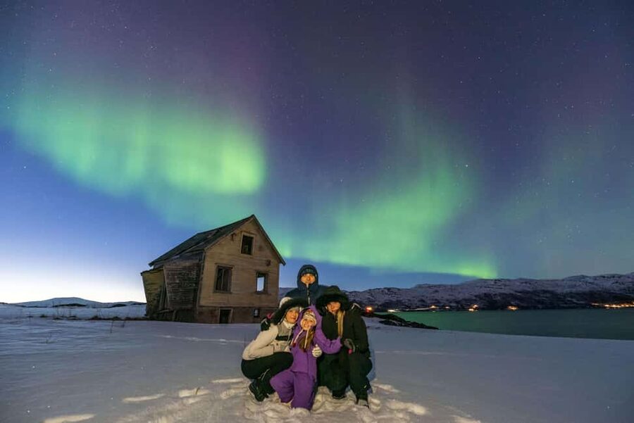 Tromsø: Exclusive Northern Lights Chase with Photos - Price and Value At $178 Per Person: Where The Value Really Comes From