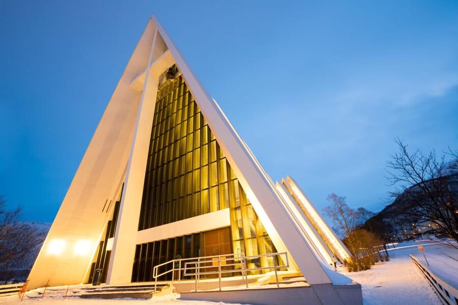 Tromso: Express Walk with a Local in 60 minutes - From Domkirka toward the Arctic Cathedral: the two-landmark spine