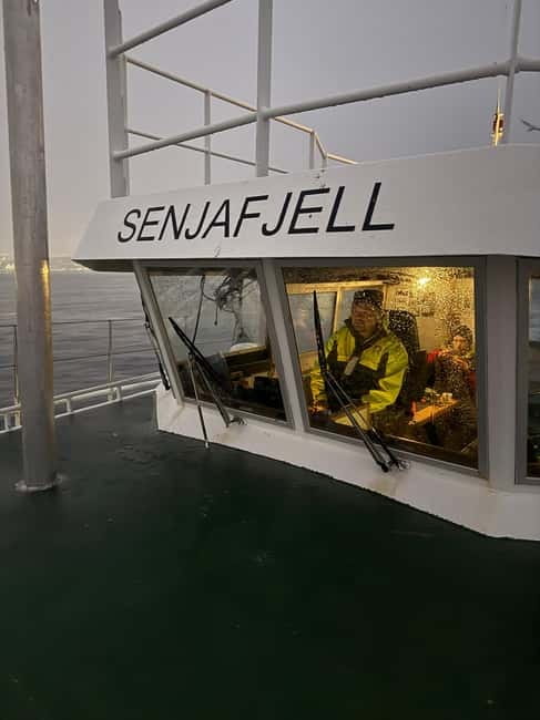 Tromsø: Fishing Sea Safari - The food plan: hot drinks, coffee, lunch, and fresh onboard fish soup