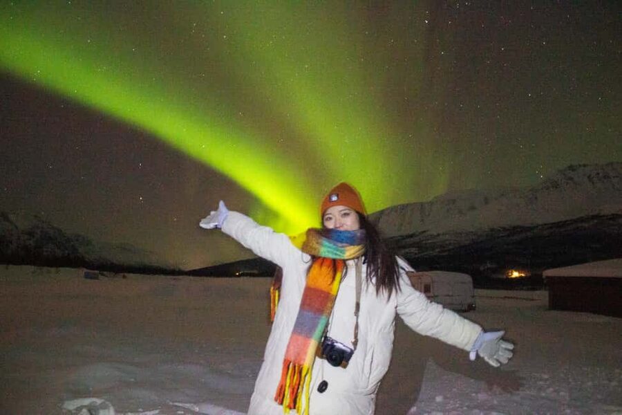 Tromsø: Full Night Magic of the Northern Lights - Chasing Aurora in a 16-Person Minibus, Not a Herd