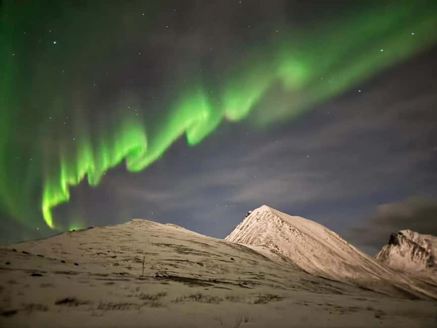 Tromsø: Full Night Magic of the Northern Lights - The Bonfire Stop: Where the Cold Turns Into Comfort