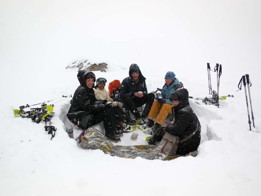 Tromsø: Guided snowshoe hill hike - The hike itself: under 400 m of snowy mountain work