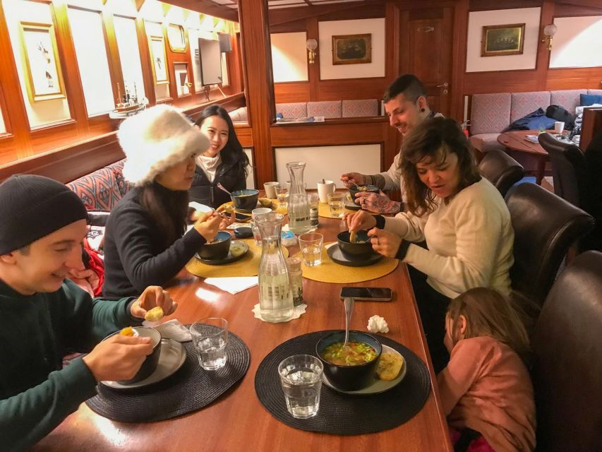 Tromsø: Luxury Polar Fjord Cruise w/ Hot Tub & Polar Plunge - Wildlife Watching Without Guesswork: Where Your Eyes Should Go