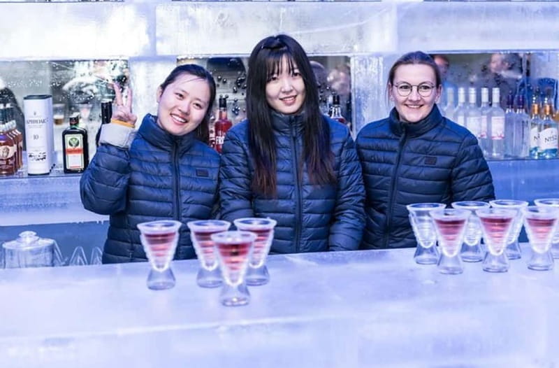 Tromsø: Magic Ice Bar Entrance and Welcome Drink - What to wear and what to know before you go