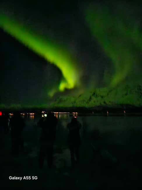 Tromsø: Northern Lights Bus Tour – Chase the Aurora Borealis - What to Pack so You Actually Enjoy the Night
