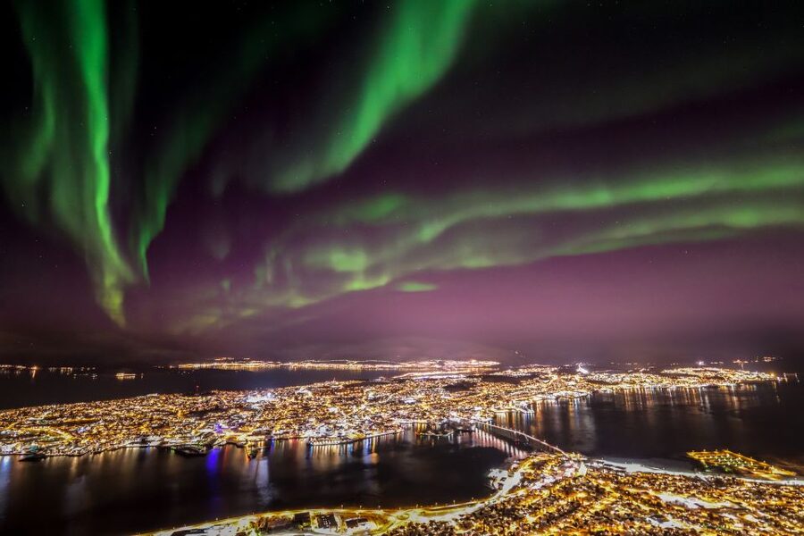 Tromso: Northern Lights Cable Car Excursion - Fjellheisen cable car: the views that make the trip worth it
