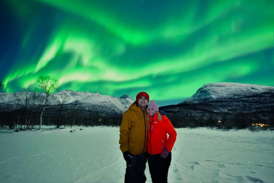 Tromsø: Northern Lights Chase in a Mercedes Benz with Photos - Thermosuits, Hot Drinks, and Waiting Without Freezing
