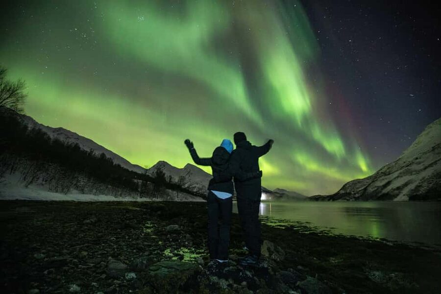 Tromsø: Northern Lights Chase in a Mercedes Benz with Photos - Value for $175: What You Get and Why It Adds Up