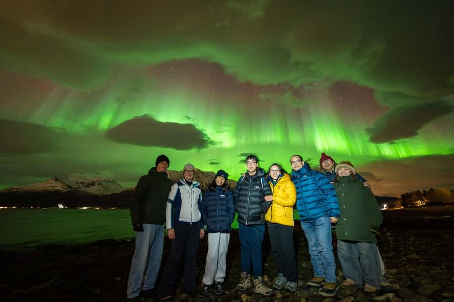 Tromsø: Northern Lights Chase, Local Guide, Foods & Pictures - The Secret Stop and Photo Time: what the 4 hours are really for