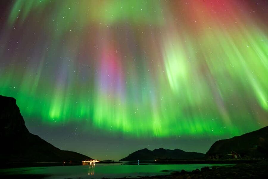 Tromsø: Northern Lights Chase, Local Guide, Foods & Pictures - Warm Suit Comfort: what you should wear and what to pack