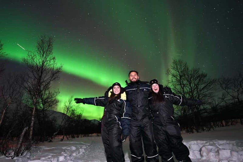 Tromsø: Northern Lights Chase with Local Guide & Free Photos - Tromsø Aurora Chase, not a bus ride, with Alejandro and Bifrost