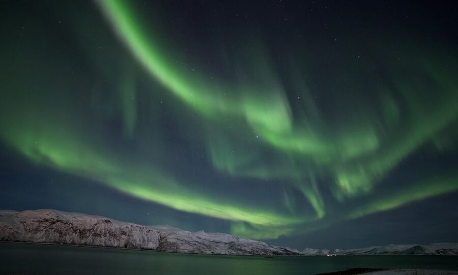 Tromso: Northern Lights Chase with Photo Package Included - Finland Border Nights and Other Common Routes