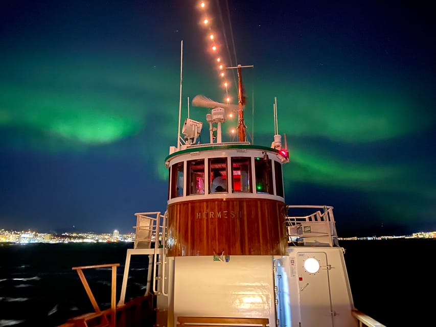 Tromsø: Northern Lights Dinner Cruise - Norwegian coastal history: the story you hear while you cruise