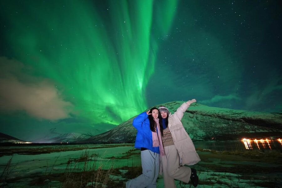 Tromso: Northern Lights Minibus Tour with Campfire - The Northern Lights Chasing Plan (And Why It Works)