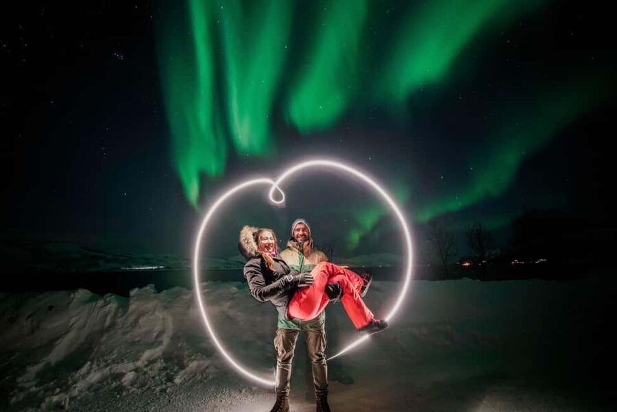 Tromsø: Northern Lights Pioneer Tour with Photos Included - Who should book this Northern Lights pioneer tour, and who should not