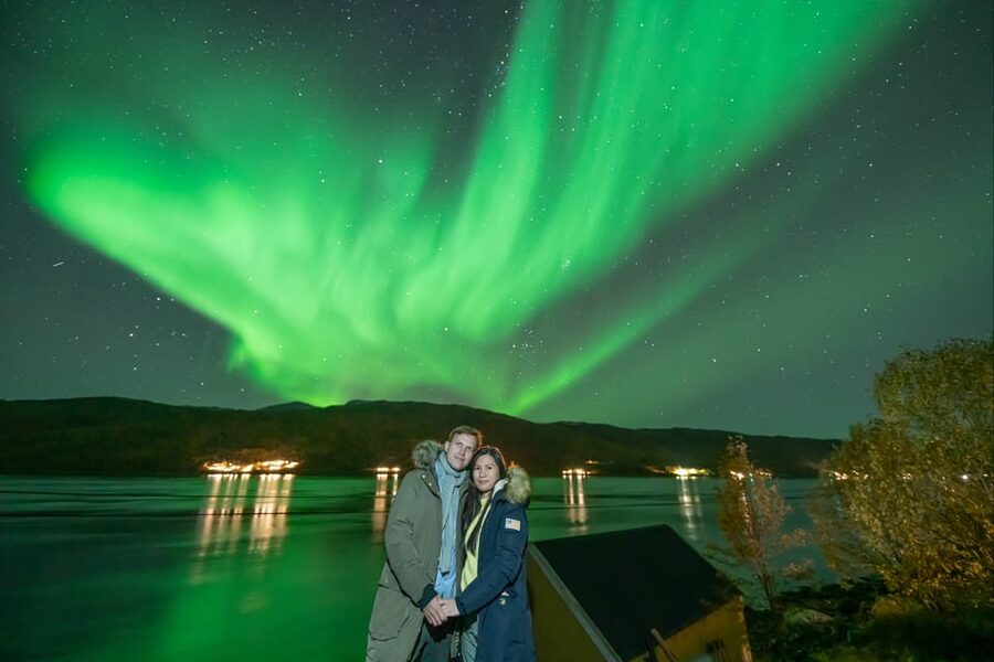 Tromsø: Northern Lights Tour w/Photo, Suits and Local Guide - Practical packing checklist so the cold doesn’t steal the night