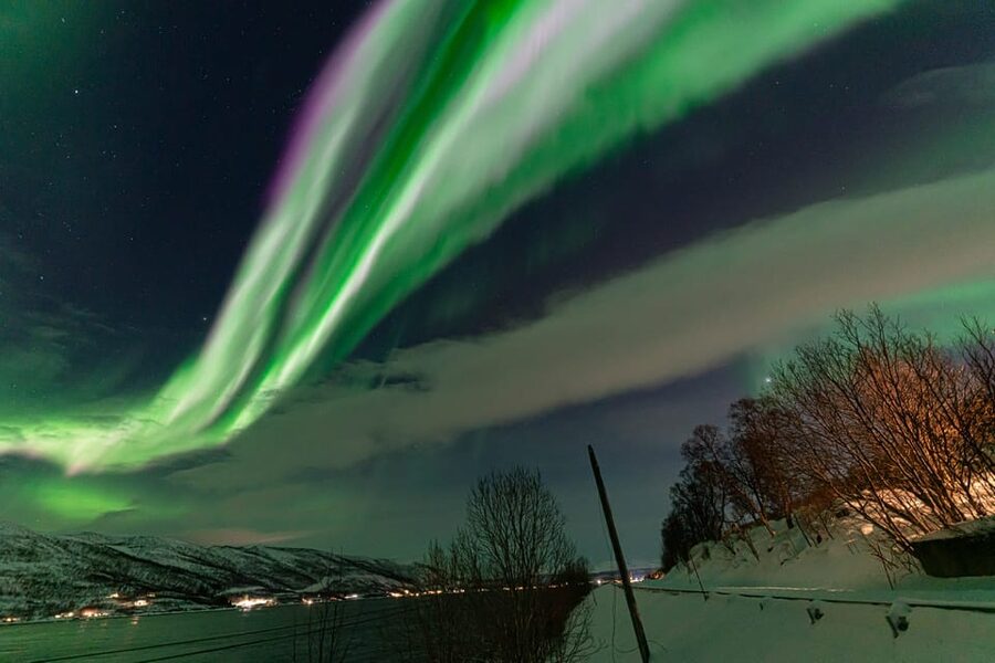 Tromsø: Northern Lights Tour w/Photo, Suits and Local Guide - Your 6-hour night: how the timing works and why late return can happen