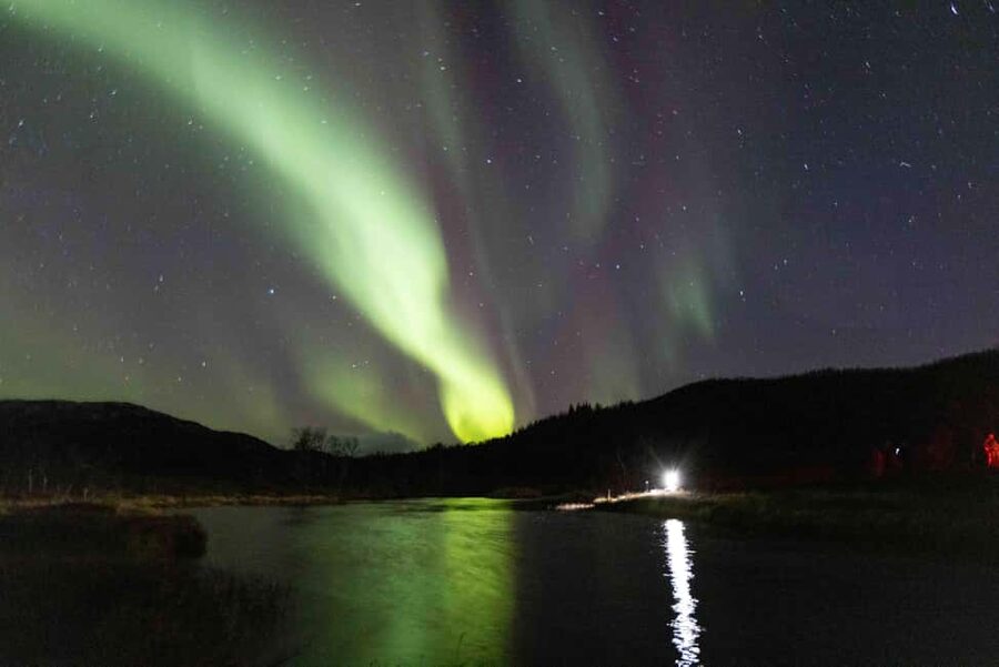Tromsø: Northern Lights Tour with Dinner and Native Guide - The Drive Time That Matters: Transfer Plus Viewing-Wait Balance