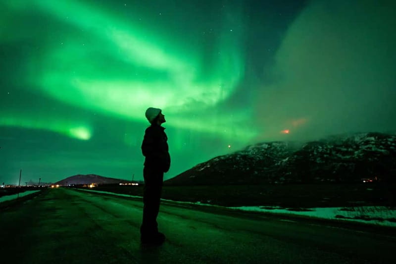Tromsø: Northern Lights Tour with Hot Drinks and Snacks - Thermal Suite Option: When You Want Real Heat