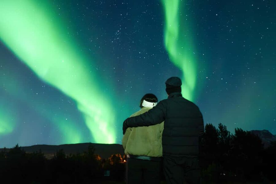 Tromsø: Northern Lights Tour with Local Stories & Photos - Key points to know before you go