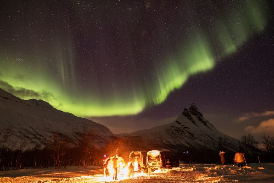 Tromso: Northern Lights Tour with Photographer - The aurora chase itself: fjords, mountains, and sometimes Finland