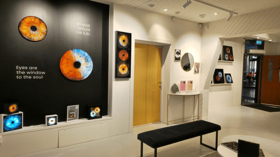 Tromsø: Reveal Your Eye Experience at the Iris Galerie - Iris Galerie in Tromsø: what you’re actually making