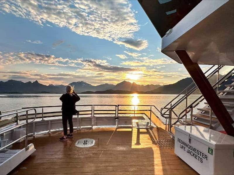 Tromsø: Summer Arctic Light Cruise with a Guide - Kvaløya Coast Passages, Fishing Villages, and Fish Drying Racks