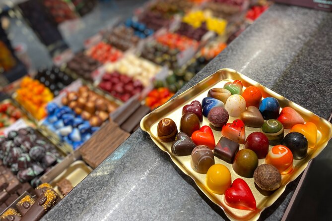 Tromsø Sweet Temptations with Afternoon Tea - Meeting points: start easy, finish even easier