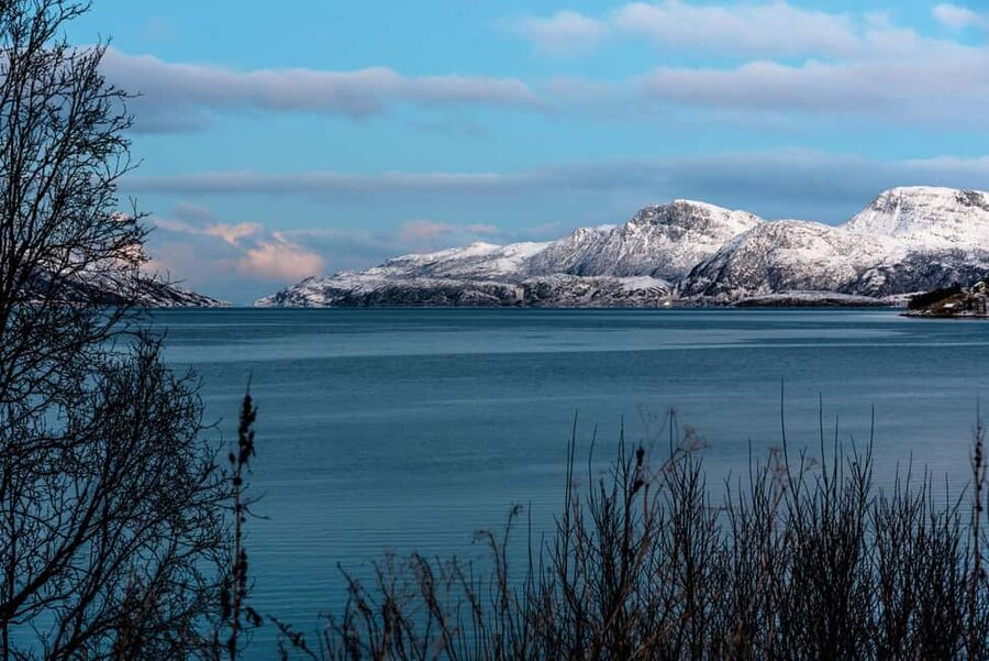 Tromso: Visit 5 Fjords in 4 hours - The Pickup at Radisson Blu, and the Cozy Office Briefing