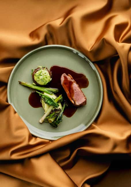 Ulriken Bergen: Enjoy a 3-course lunch with panoramic views - Before lunch: use your time for air, views, and a short trail