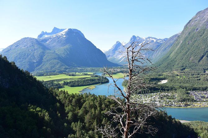Via Ferrata Åndalsnes Intro Wall - Gear and safety, how the included kit supports beginners