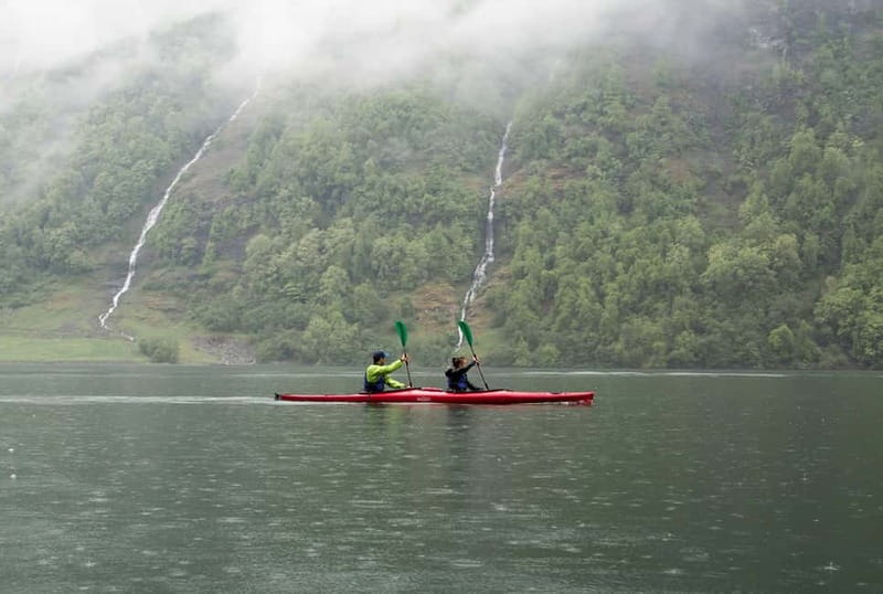 Vossevangen: Nærøyfjord Full-Day Guided Kayaking Trip - Should you book the Vossevangen Nærøyfjord full-day kayaking trip?