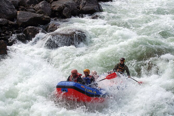Wild Viking Rafting on Numedalslågen River - level 3 - Guides You Can Rely On, From Wilson to William